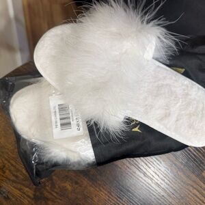 Amazon Fluffy White Slippers